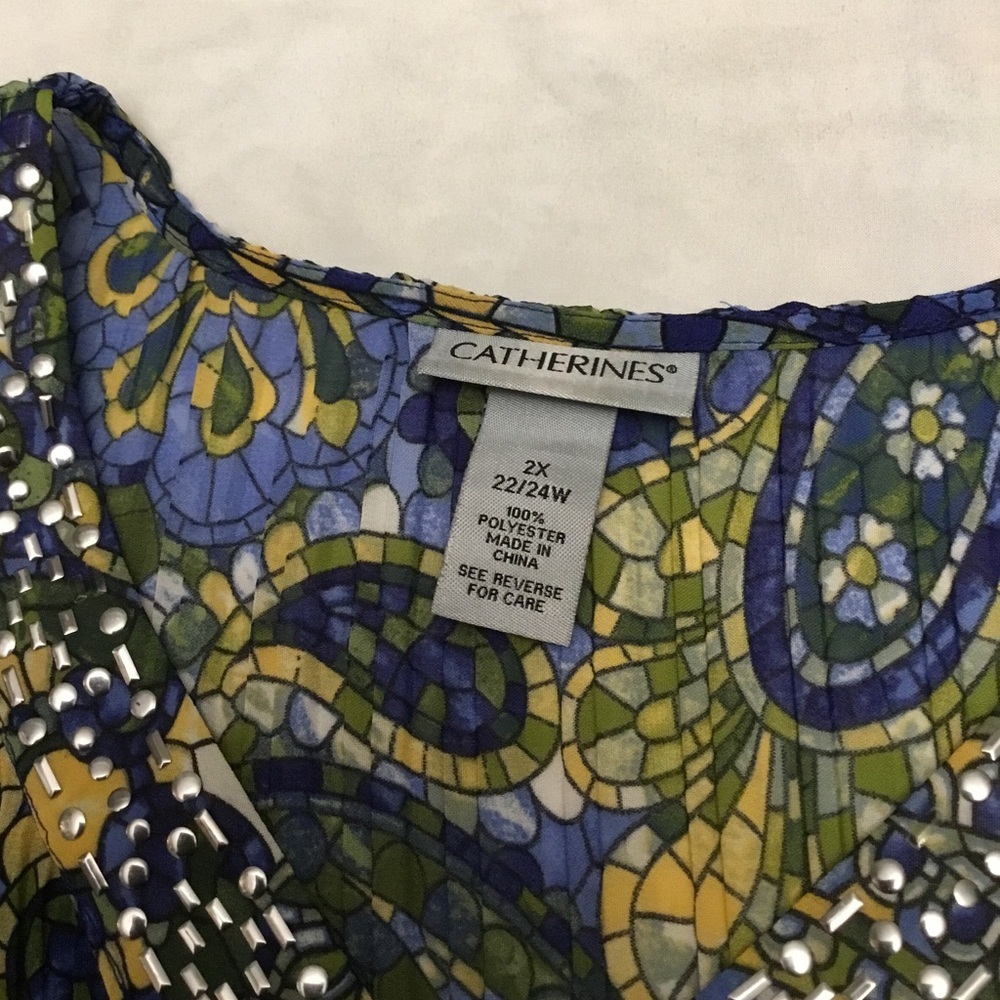 CATHERINES SHIRT - Picture 2 of 10